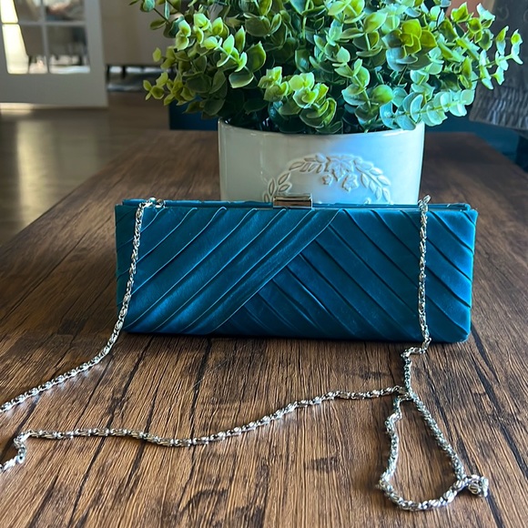 NORDSTROM Teal Blue Clutch - Picture 6 of 10